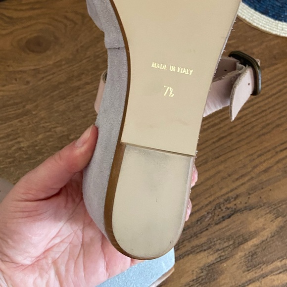 Sophia Milano size 7.5 light grey suede sandal - Picture 4 of 9